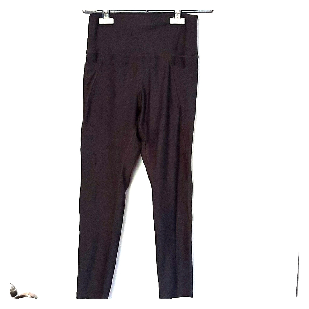 Athletic leggings